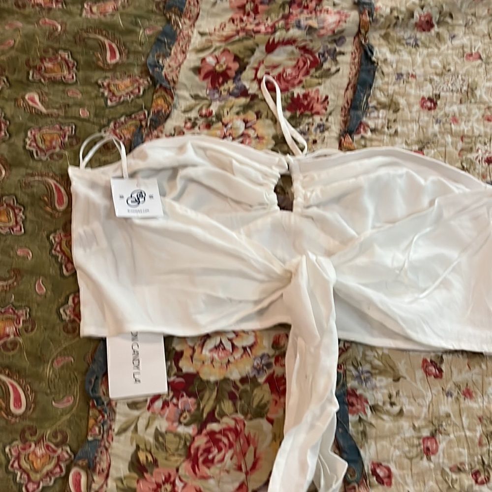 Halter top   - Picture 2 of 5